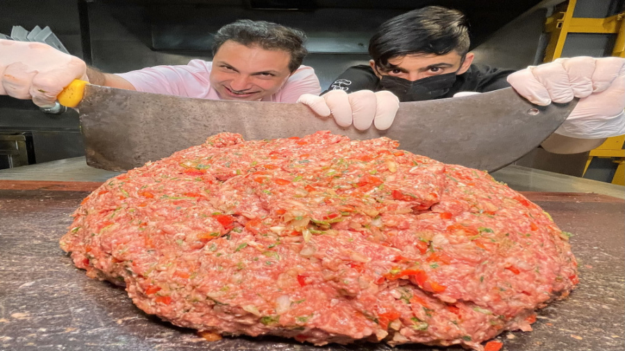 محل کباب و مزه بازی همین جاست