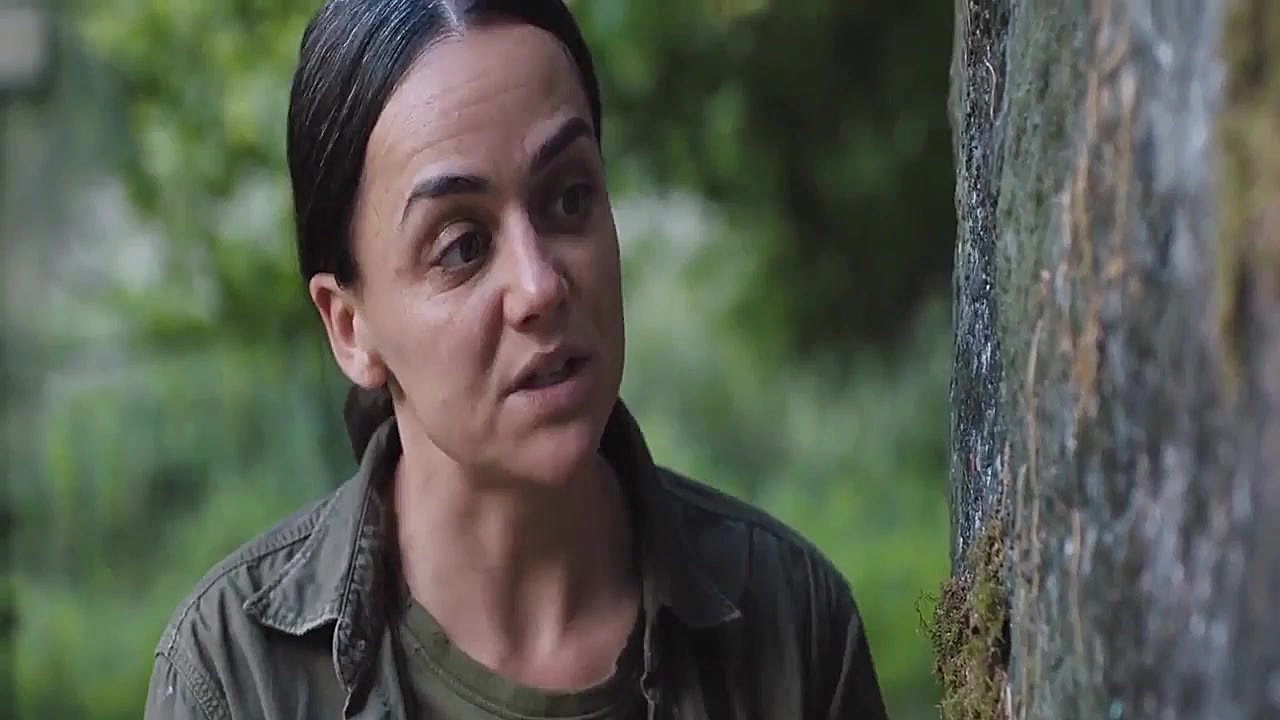 فیلم  In the Earth 2021 با دوبله فارسی زمان6415ثانیه