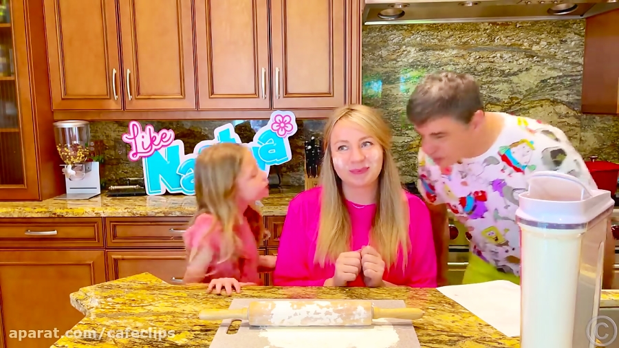 ناستیا و استیسی  ناستیا  ناستی...