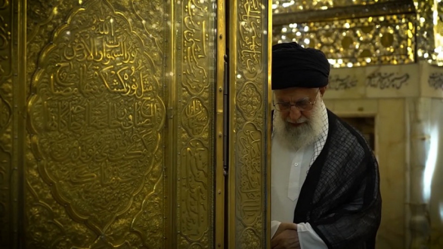 گرچه دوریم به یاد تو سخن میگوی...