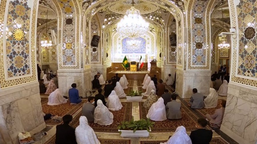 جشن ازدواج ساده در حرم مطهر رض...