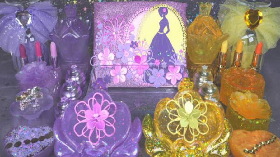 رنگ کردن اسلایم با لوازم آرایش...