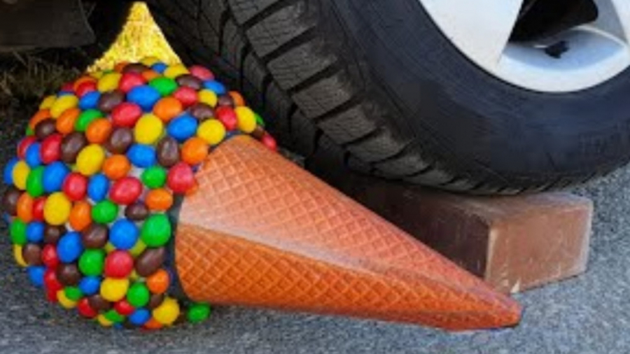 له کردن وسایل کیوت!!!!! له کرد...