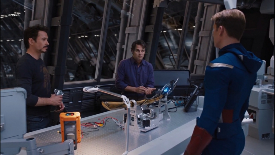فیلم انتقام جویان The Avengers زمان8513ثانیه