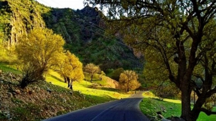طبیعت چشم نواز روستای گناوه لر...