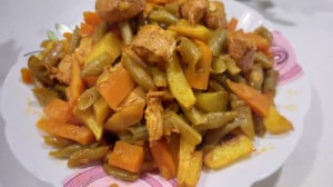 طرز تهیه خوراک لوبیا با مرغ هم...