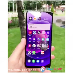 نمایی از یک پرچمدار سامسونگ فو...