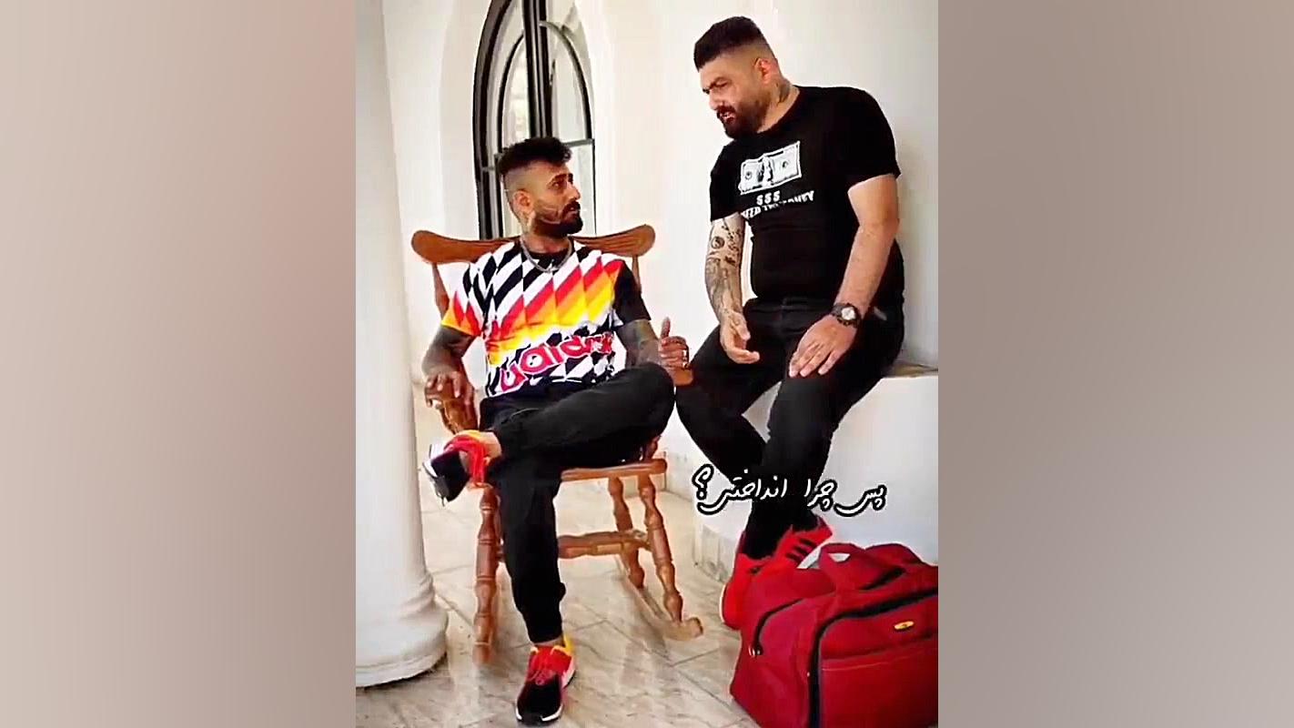 شایَد جای دِگَر به دُنیا آمده...