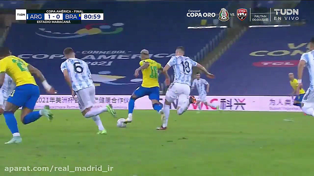 خطای خشن مدافع آرژانتین روی نی...