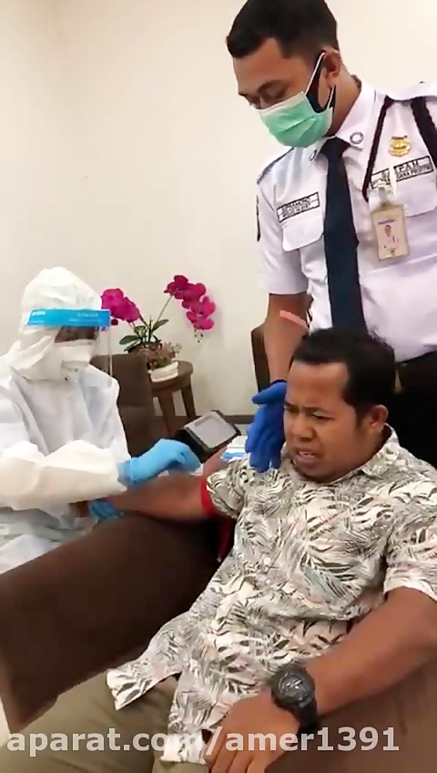 امپول زدن در  دست