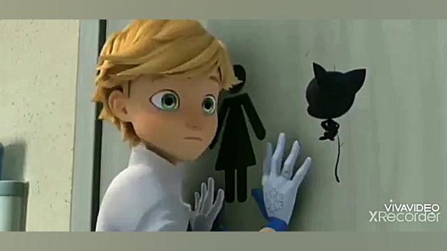 لو رفتن هویت مرینت توسط فضولی...