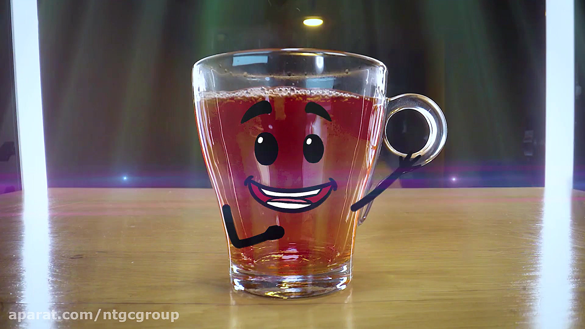 یک نوشیدنی دلچسب با نیم لیوان...