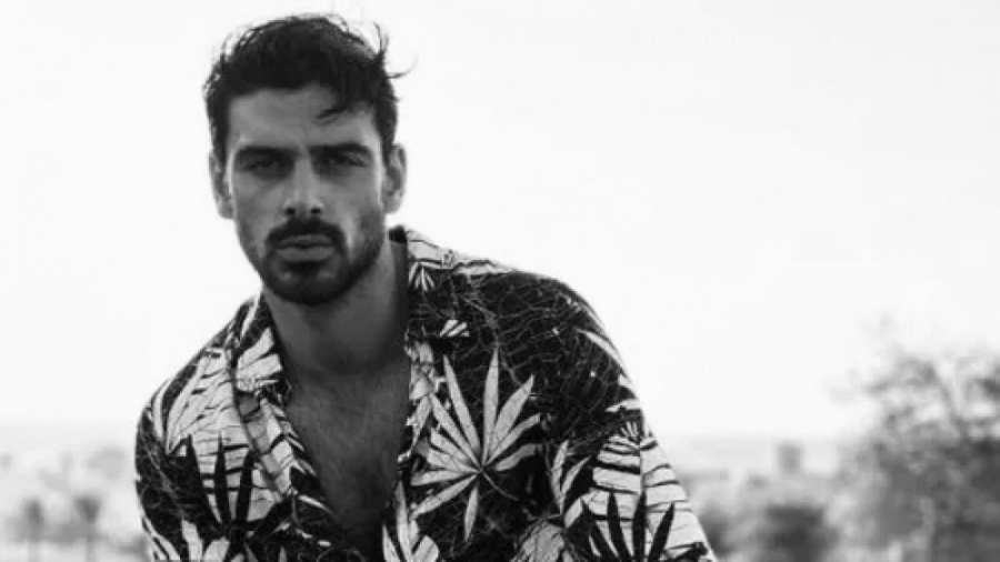 تو بگو که بد بودن جذاب نیست!مگ...