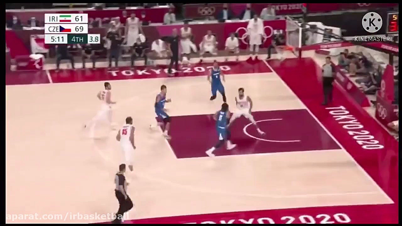 بسکتبال ایران در برابر جمهوری...