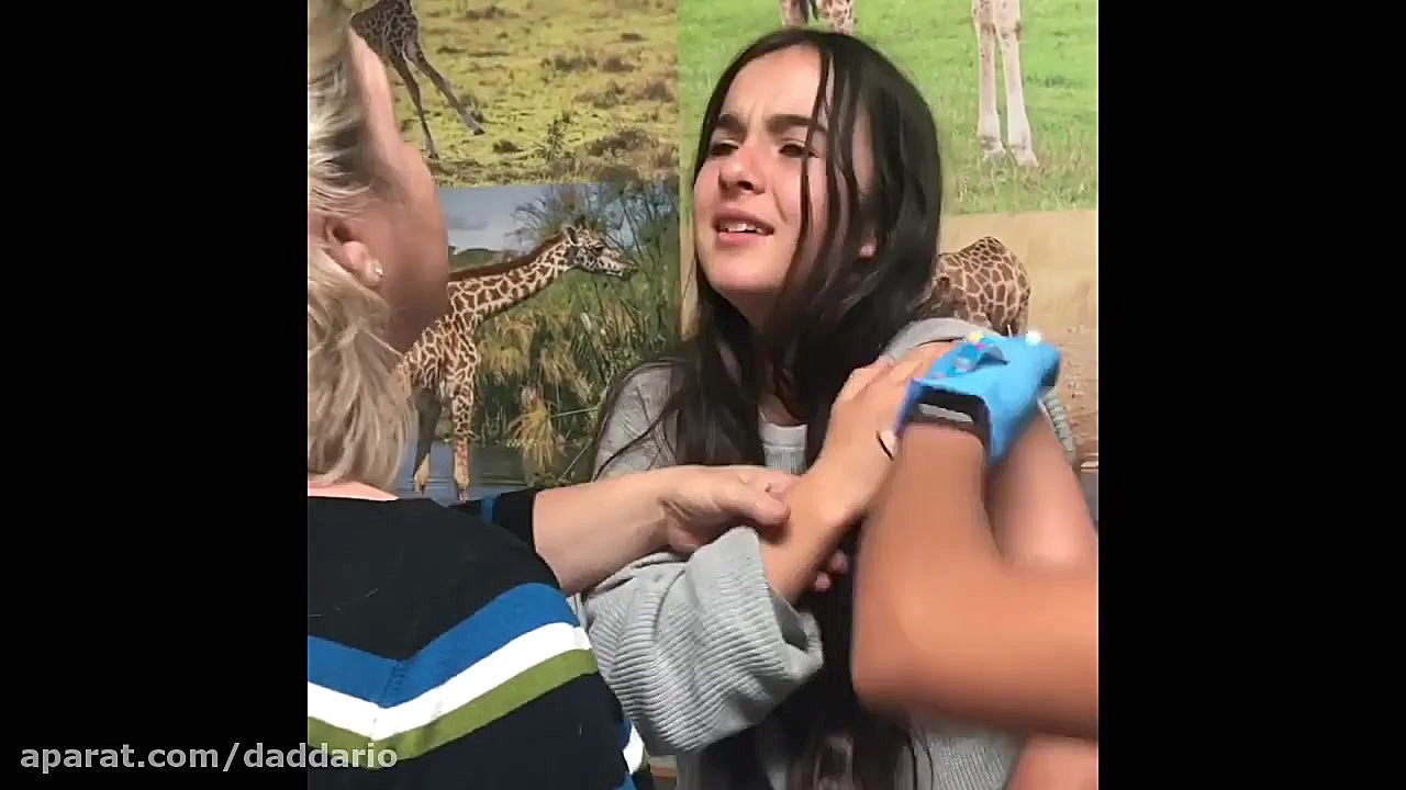 وحشت و ترس دختر از آمپول زدن