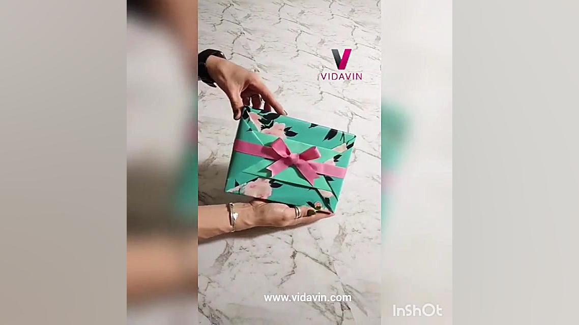 چطور کتاب را کادو کنیم؟