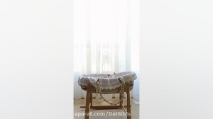 حرکات زیبای نوزاد در گهواره دس...