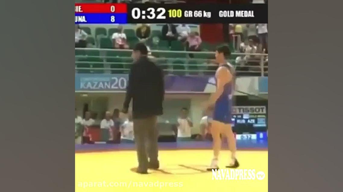 رقاصه های کشتی گیر