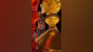 شب اول محرم تعویض پرچم حرم اما...