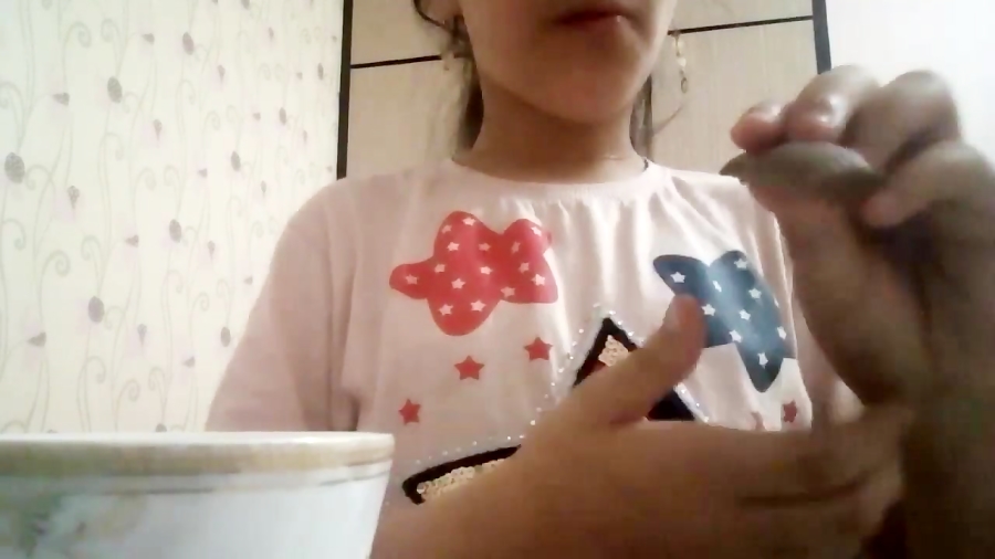 خوردن شکلات