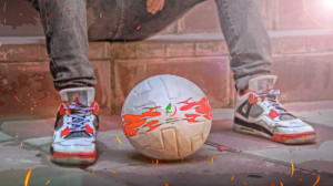 بررسی توپ آتشین پرشین بال ، تو...