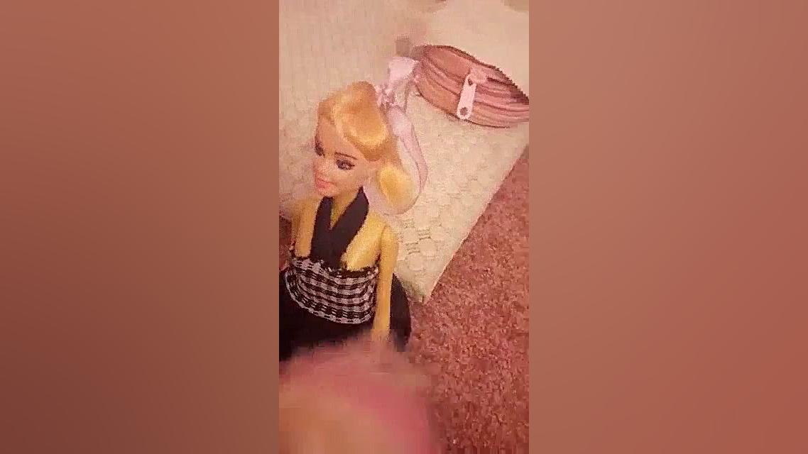 باربی حامله