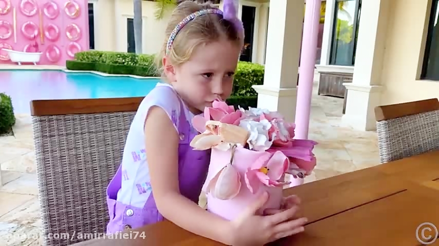 ناستیا استیسی  کودک بانوان  بر...