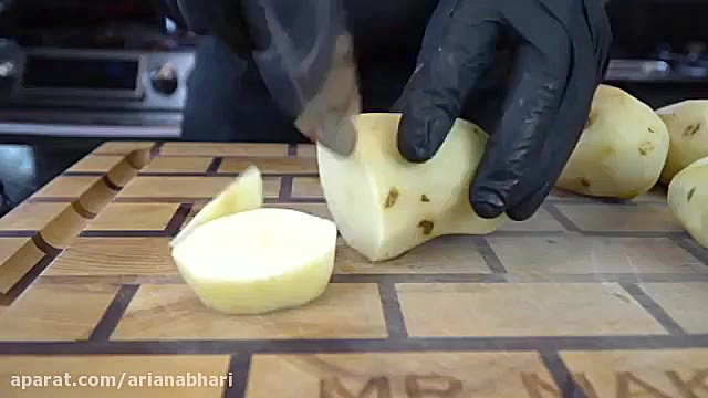 طرز تهیه سالاد سیب زمینی خانگی