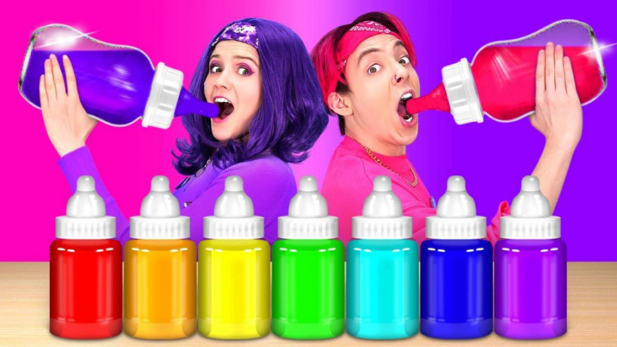 چالش خوراکی های رنگارنگ دخترون...