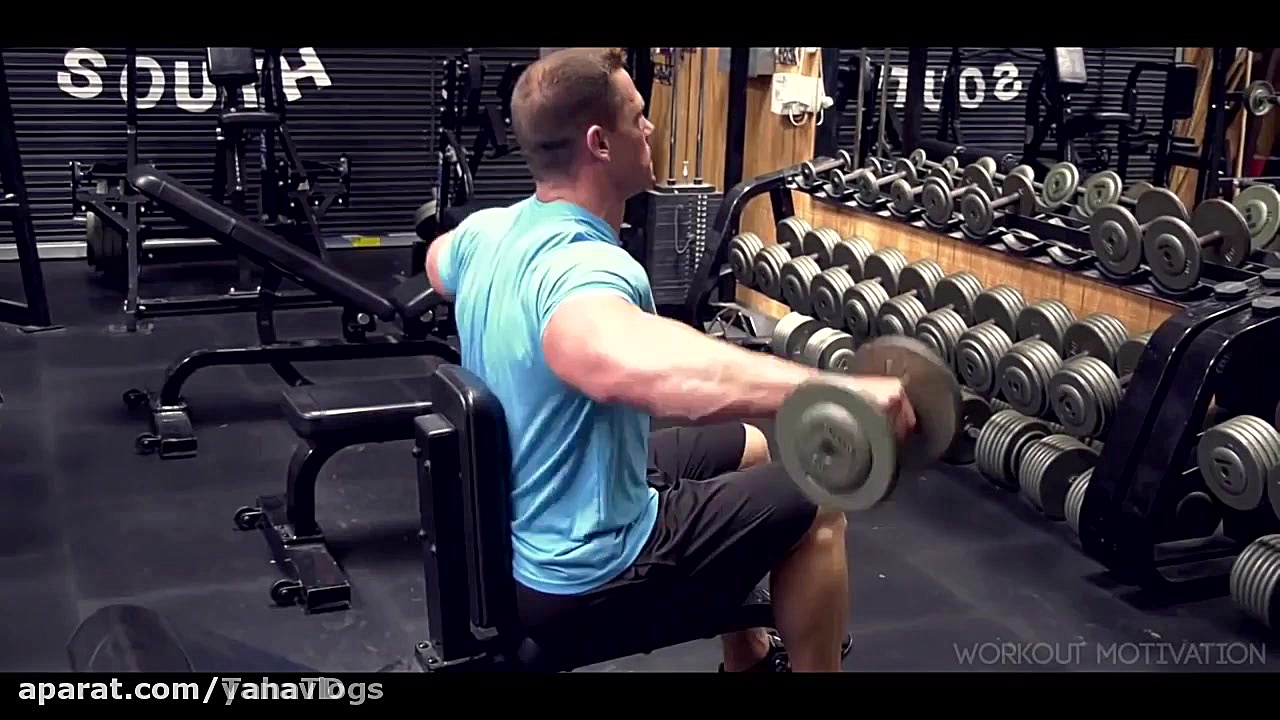 تمرین کردن قهرمان کشتی کج جان...