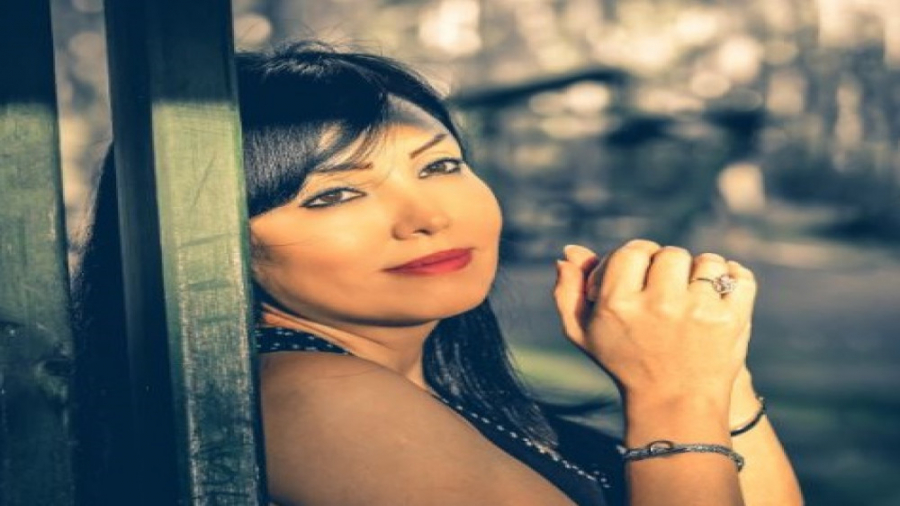 دکلمه با همه بی سر و سامانی ام...