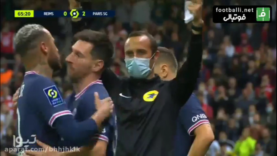 اولین حضور لیونل مسی در زمین ب...