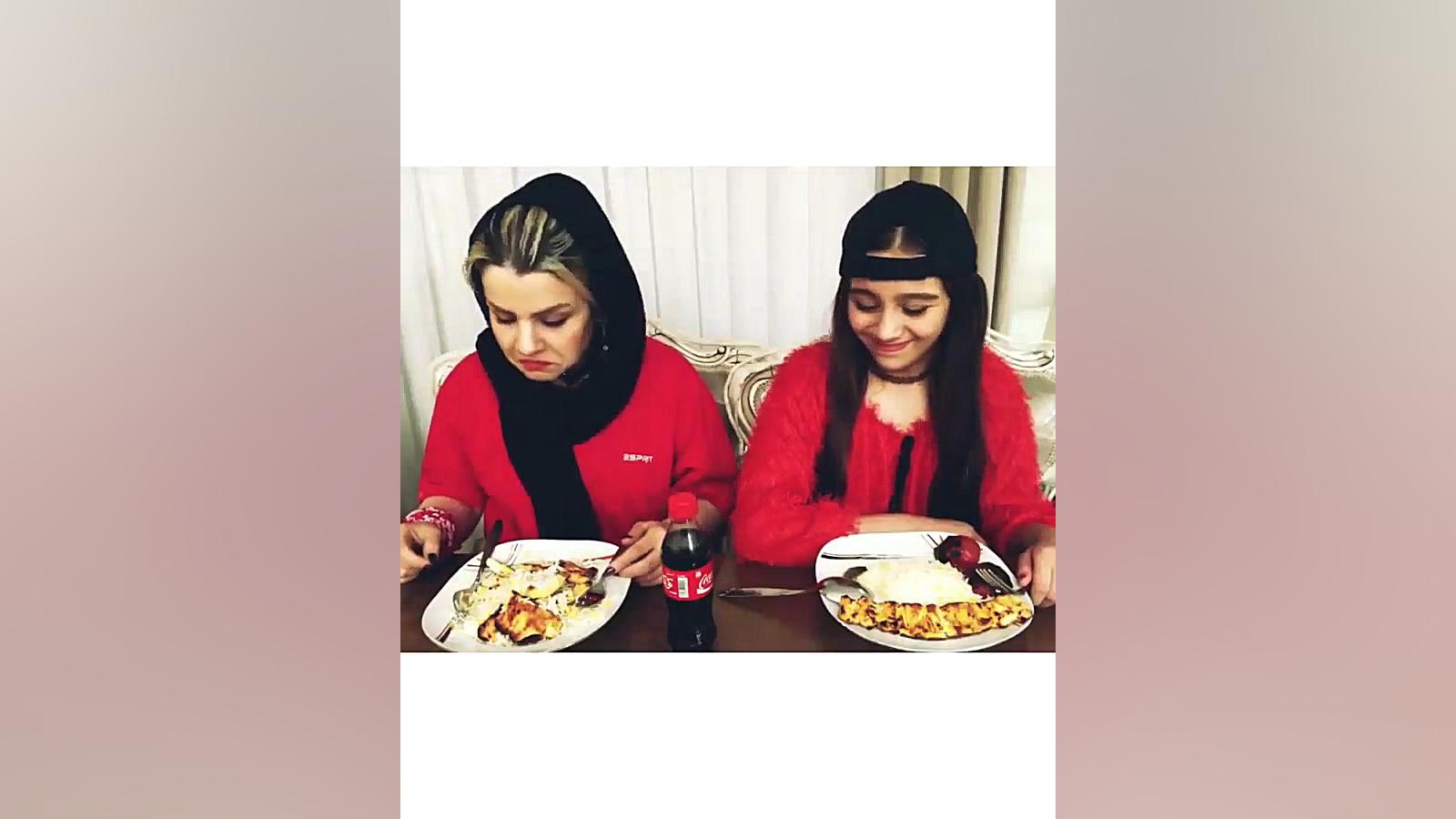 پارمیس و مادرش