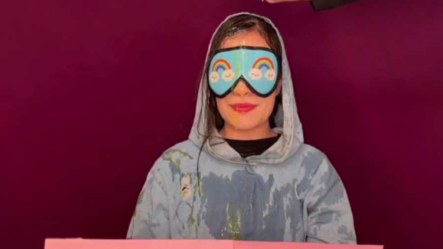 چالش با چشم های بسته سارا سمائ...