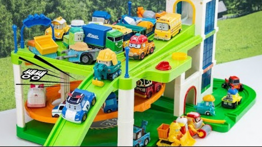 بازی با اسباب بازی ماشین بازی...