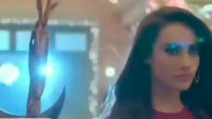 قسمتی از سریال این جادوی جن اس...