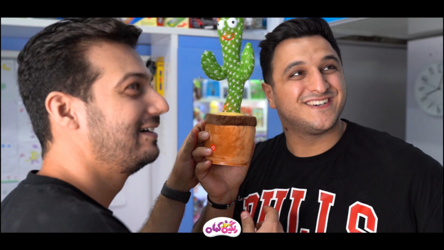 کاکتوس رقاص و شوکر کاتر رنگین...