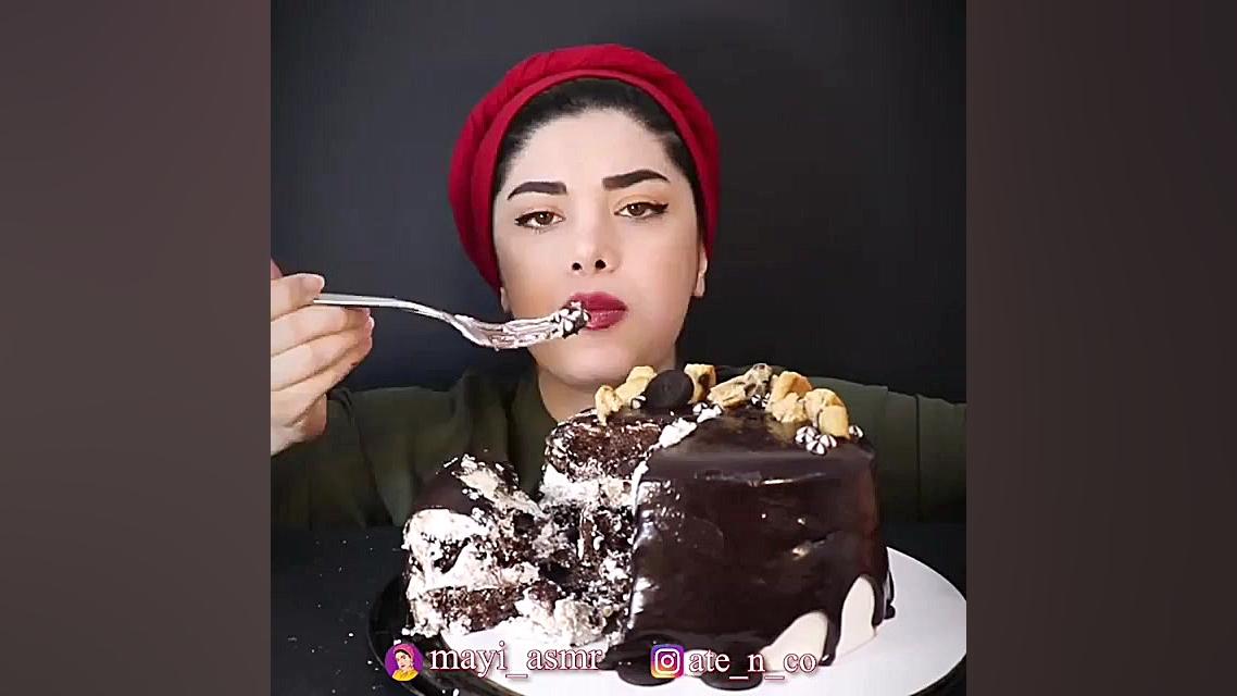 فود اسمر مایی فود کیک شکلاتی...