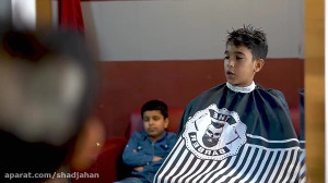 کلیپ طنز مصطفی آزاد( آرایشگری)