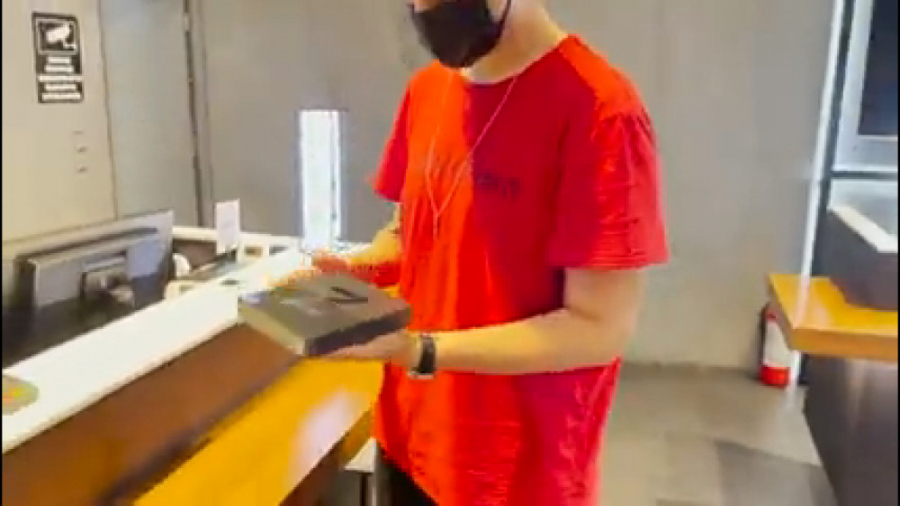 آریا کئوکسر گوشی سامسونگ zi ol...