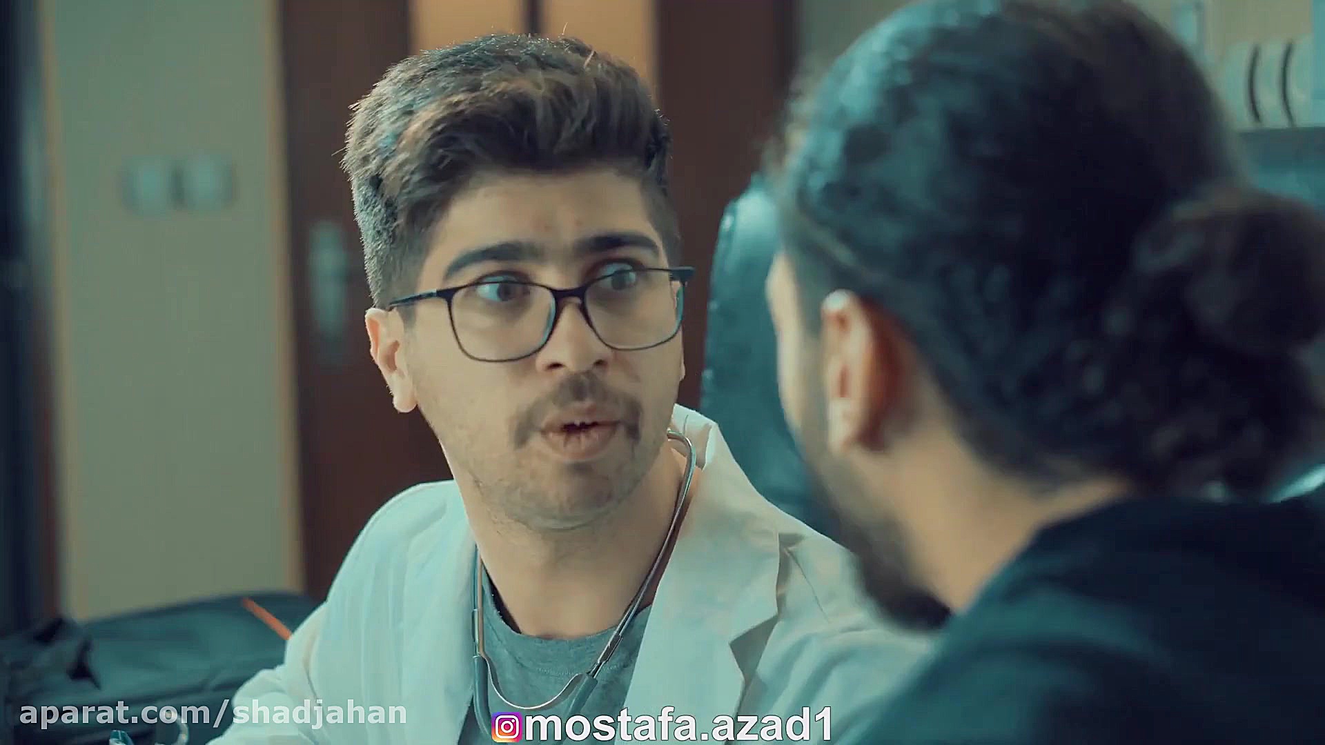 کلیپ طنز مصطفی آزاد (معتاد)