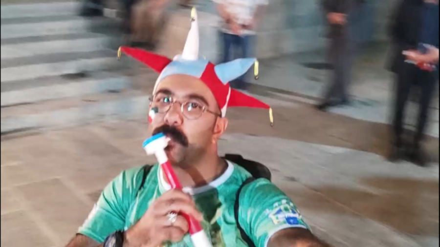 دقیقه ۵۵ در زمین فوتبال جه اتف...