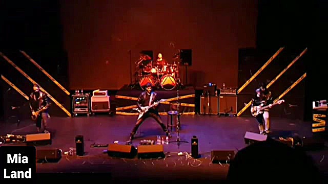 میا پلیز( کنسرت کوروش )