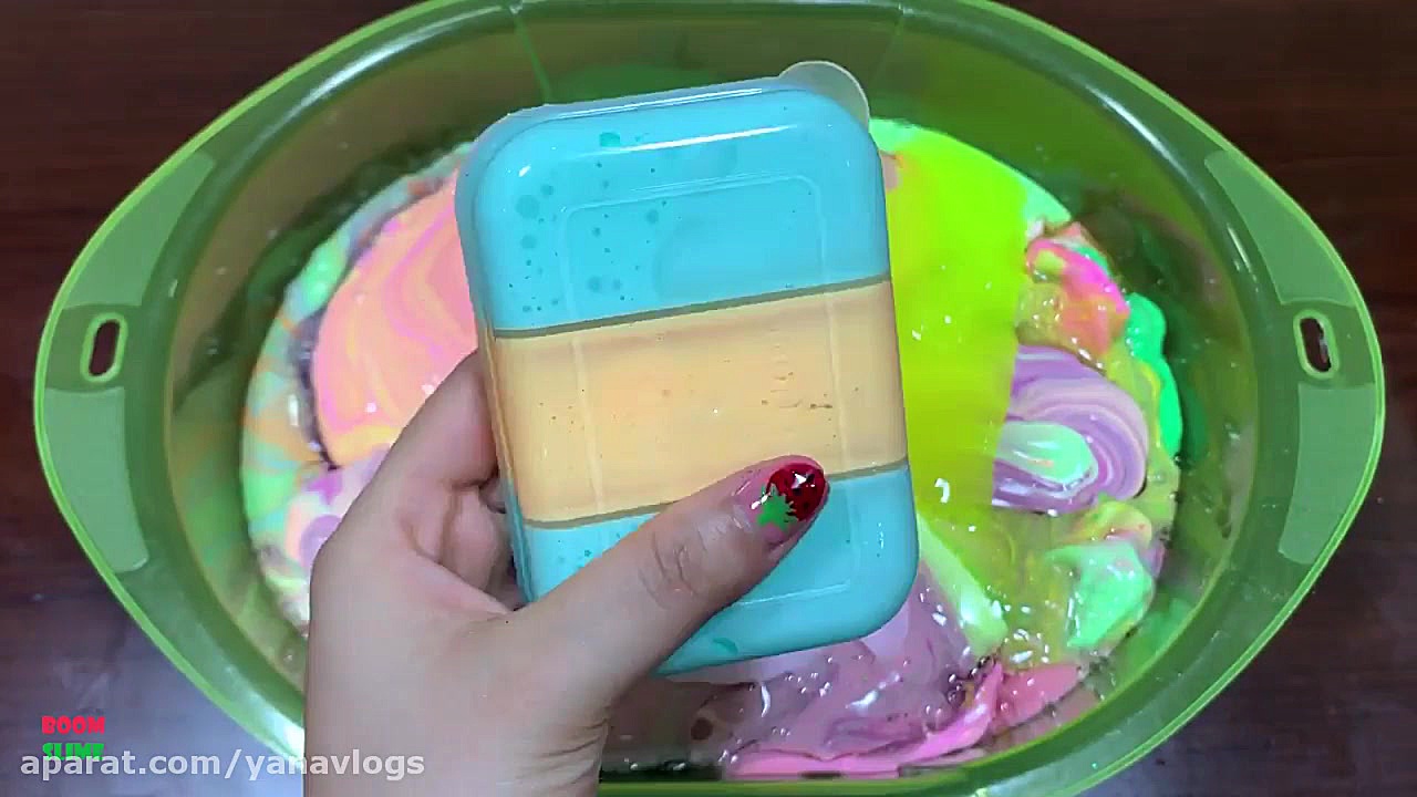 مخلوط کردن اسلایم