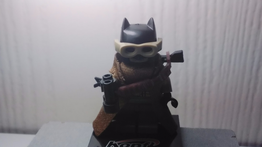 برسی مینی فیگور بتمن زک اسناید...