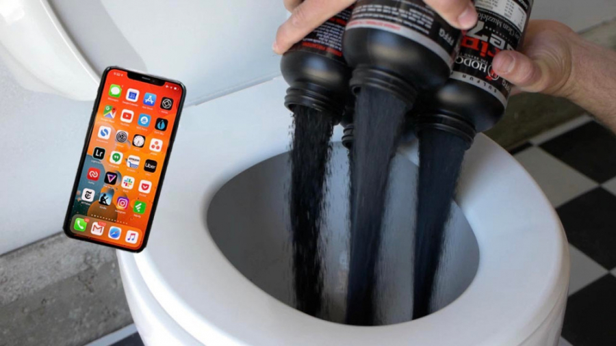 منفجر کردن آیفون داخل توآلت فر...