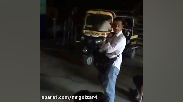 پشت صحنه ای از فیلم سلام بمبئی