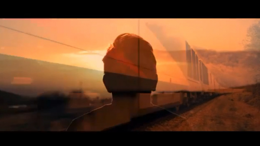 گرگ و میش با صدای آزاد مطهری و...