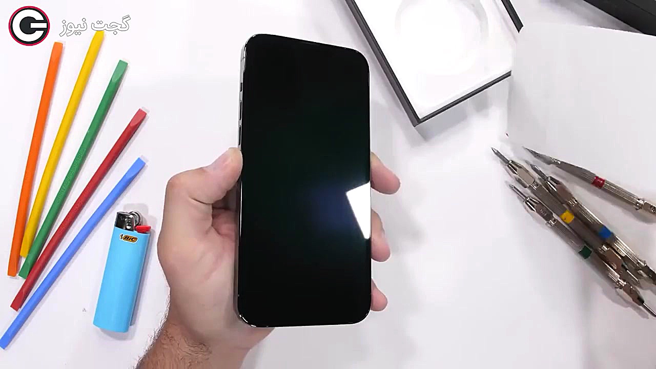 تست مقاومت آیفون 13 پرو مکس