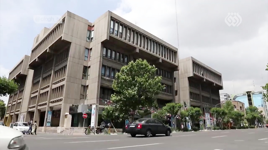 مستند بی تربیت